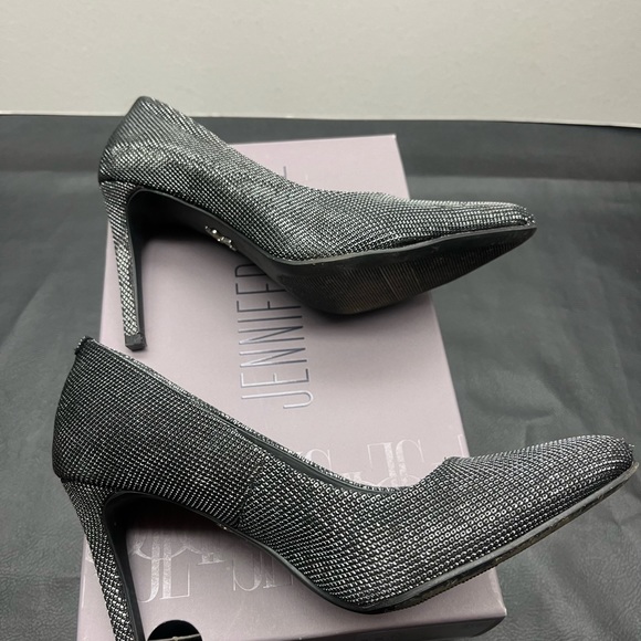 Jennifer Lopez Heels - Size 6.5 - Worn once/like new in box - Picture 3 of 10